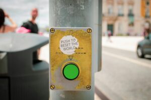 pause the world button